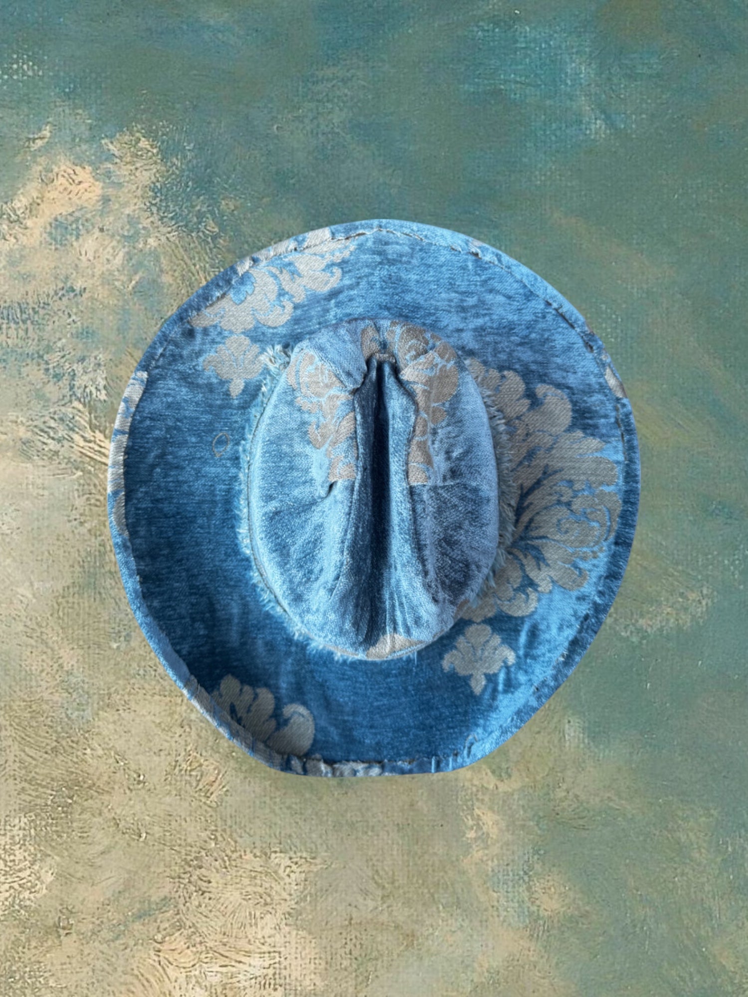 Azure Royale - Zandria