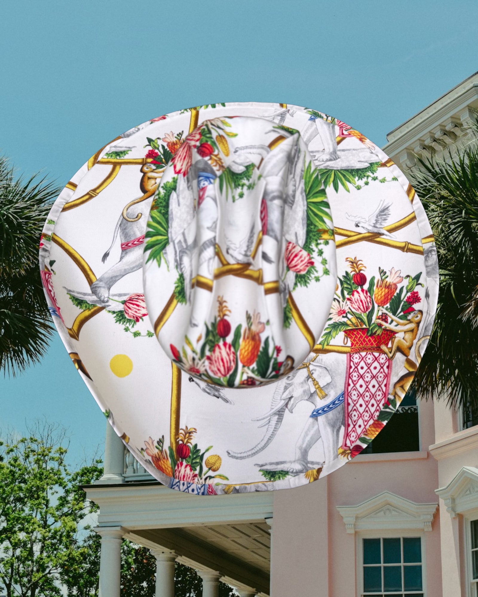 Grand Menagerie - Zandria