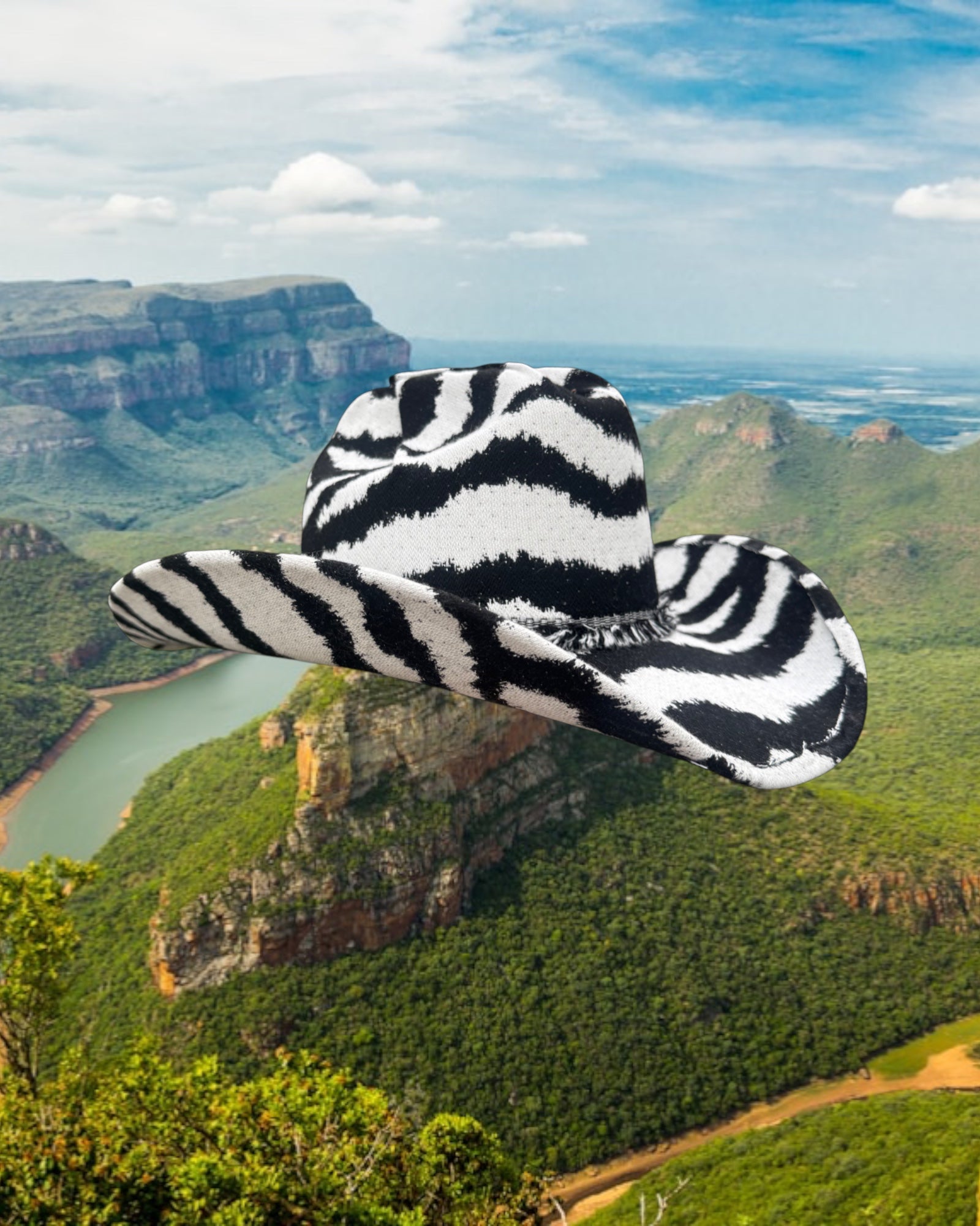 Ink & Ivory - Zandria