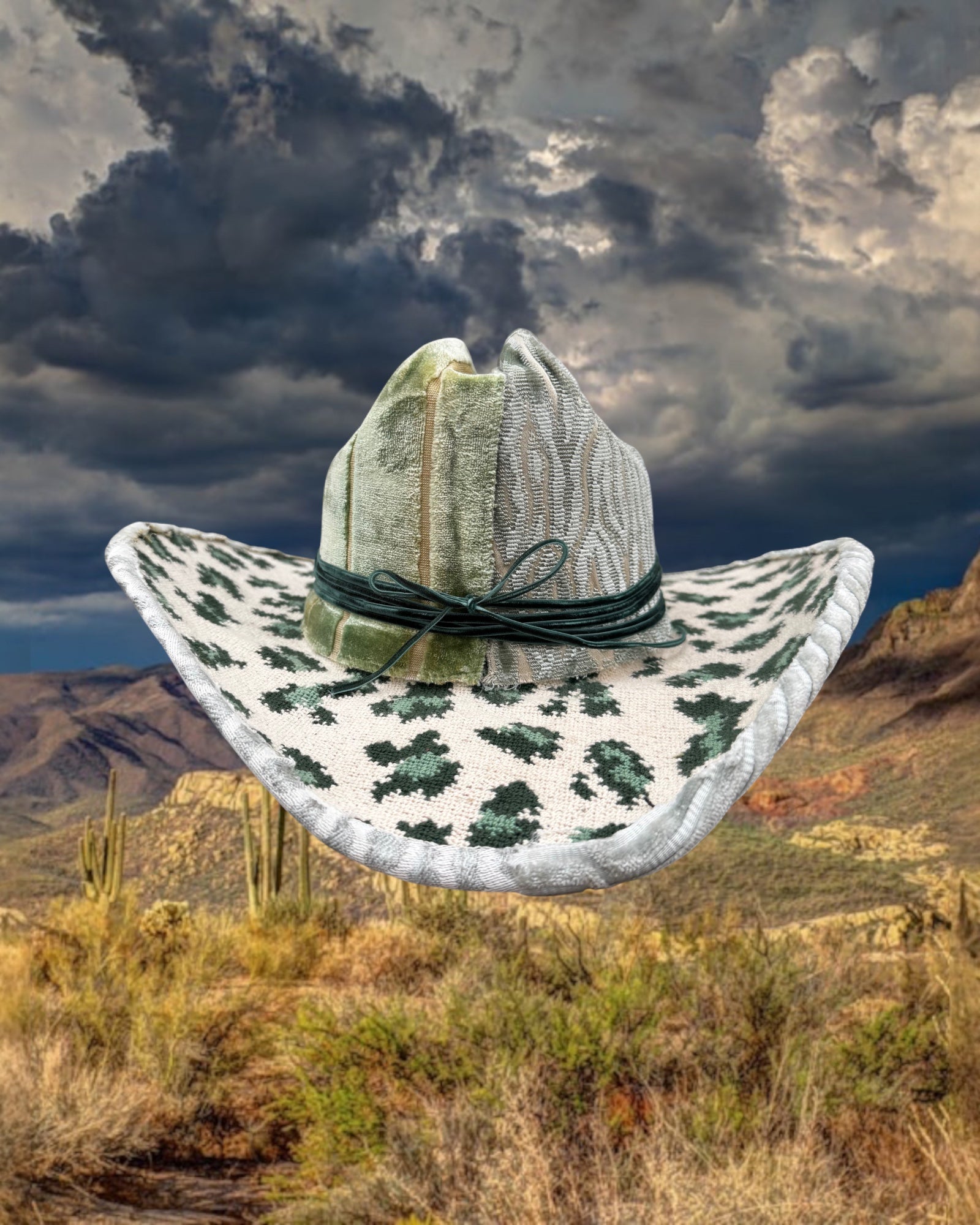 Mineral Mood - Zandria