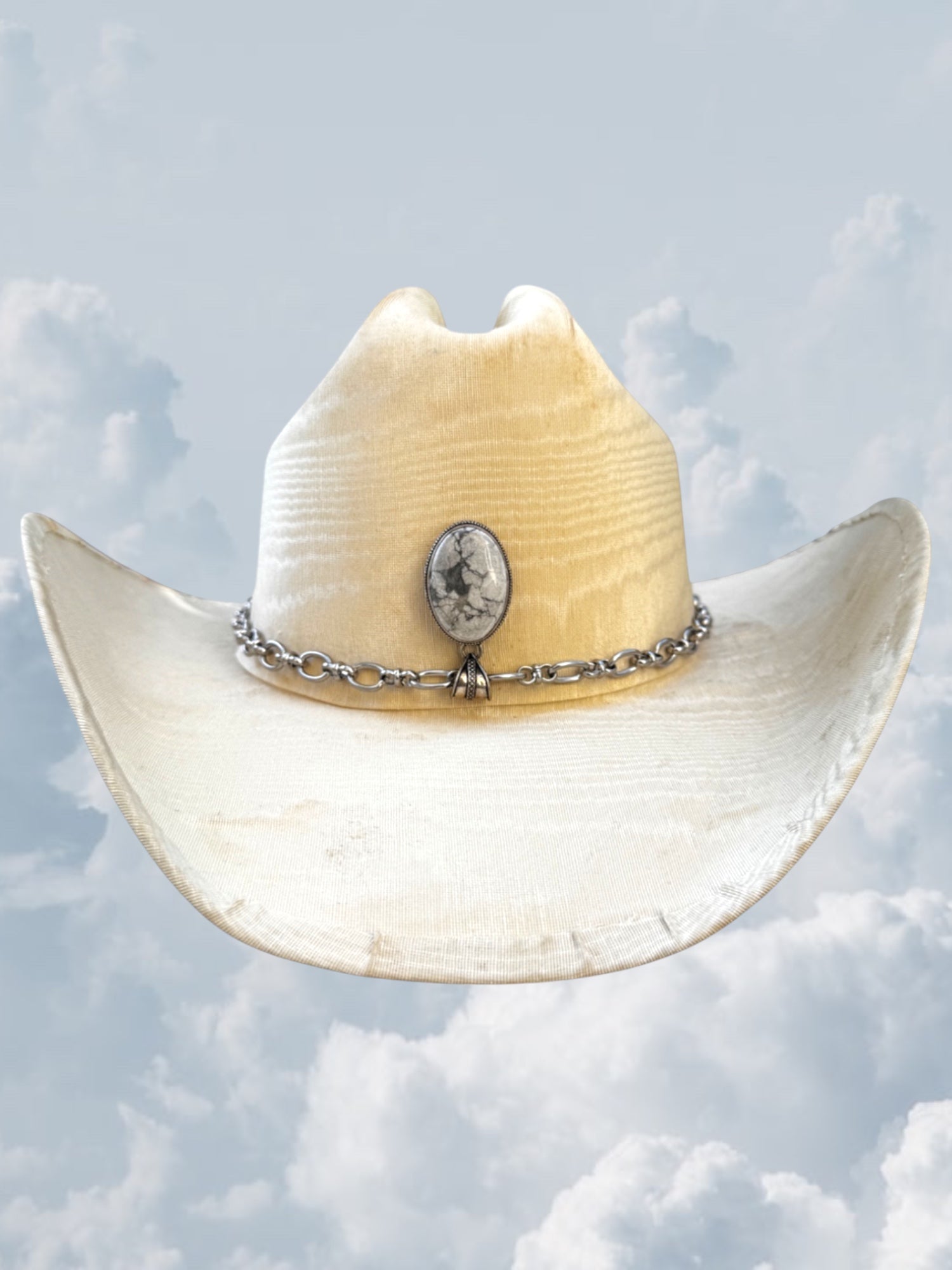 Howlite Silver - Zandria
