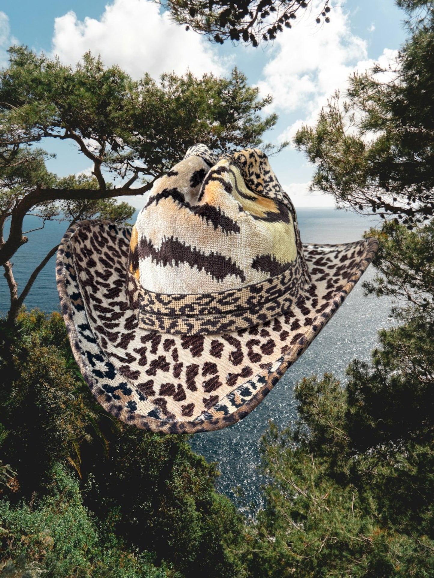 Cougar Material - Zandria