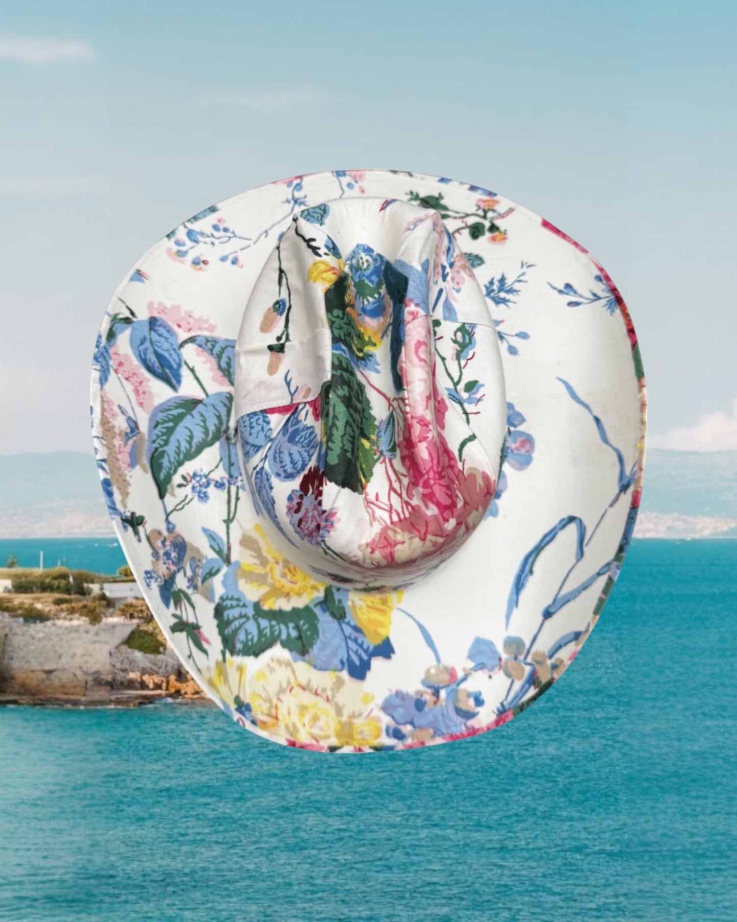 Amalfi Bloom