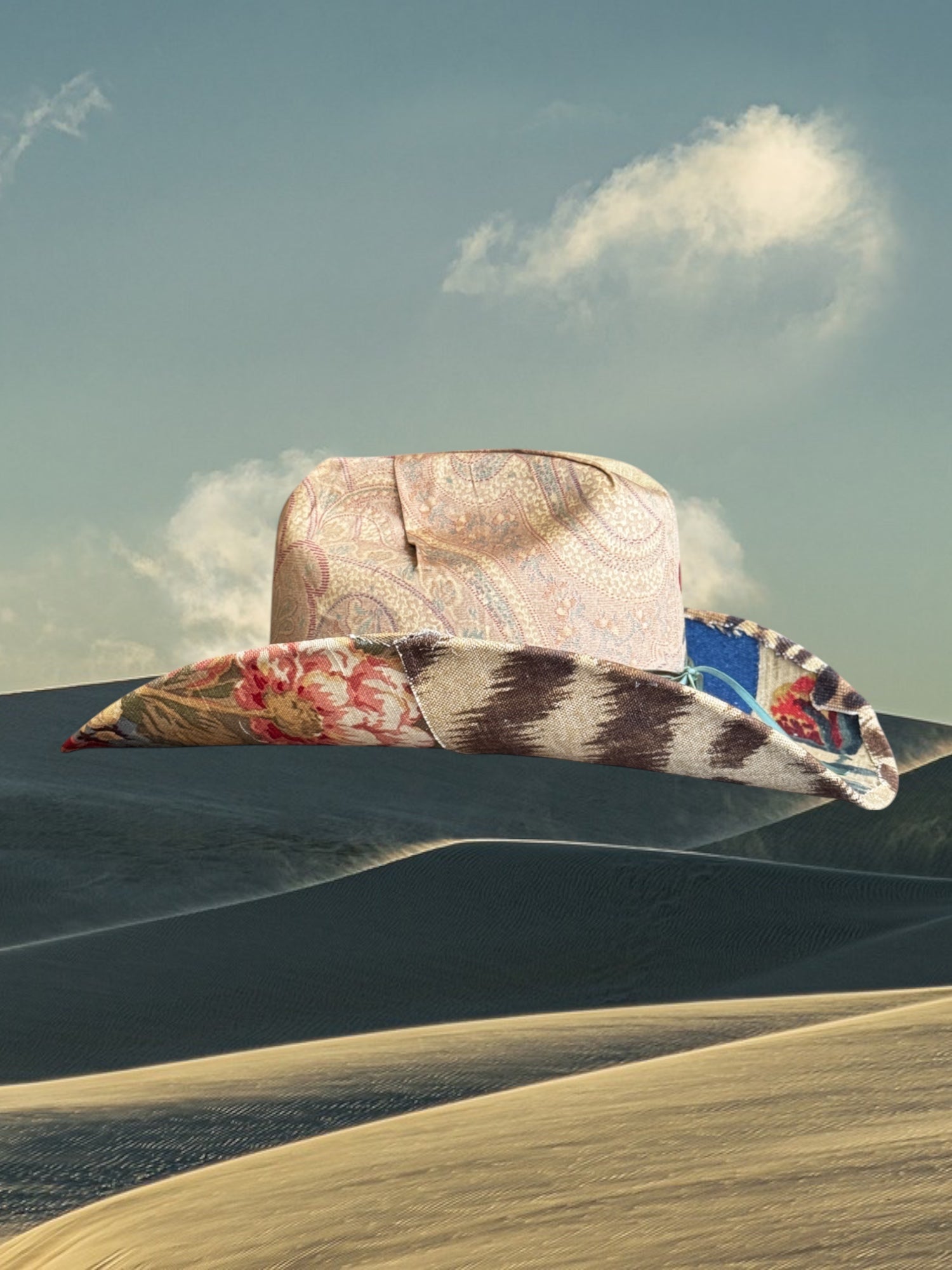 Dune Bloom - Zandria