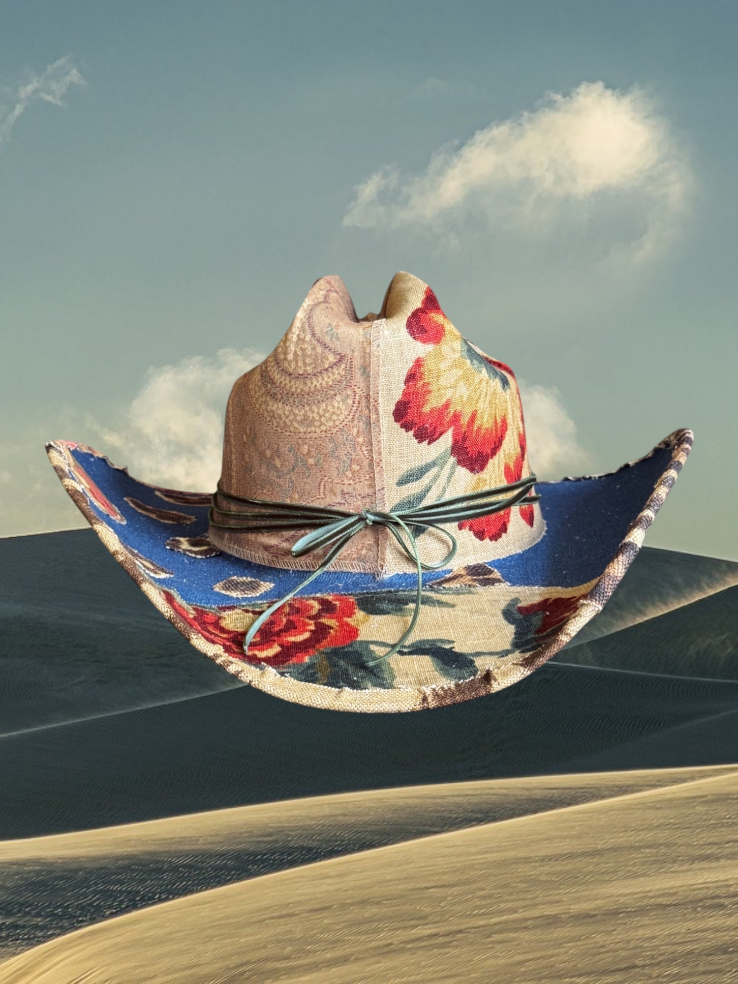 Dune Bloom - Zandria