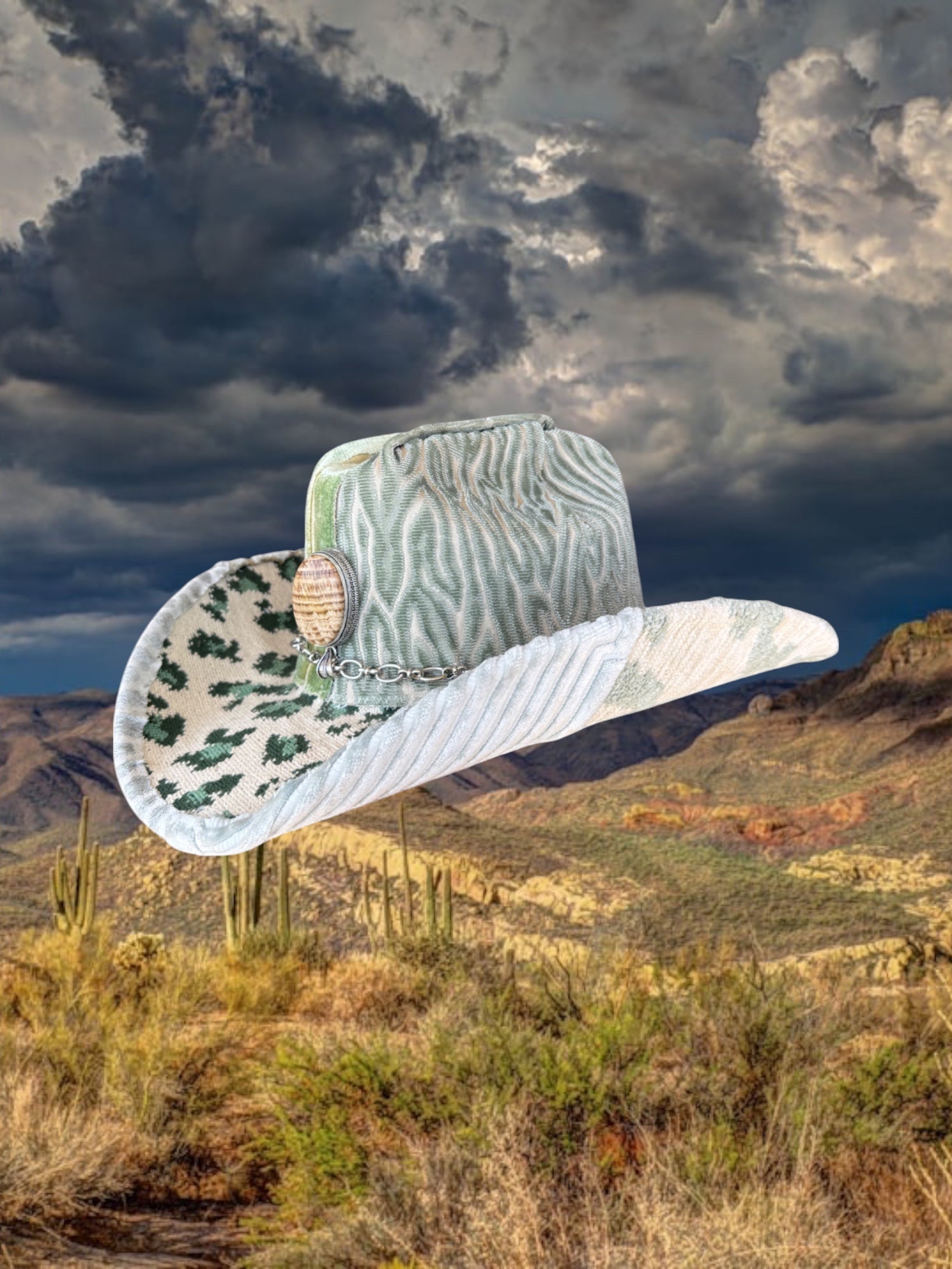 Mineral Mood - Zandria