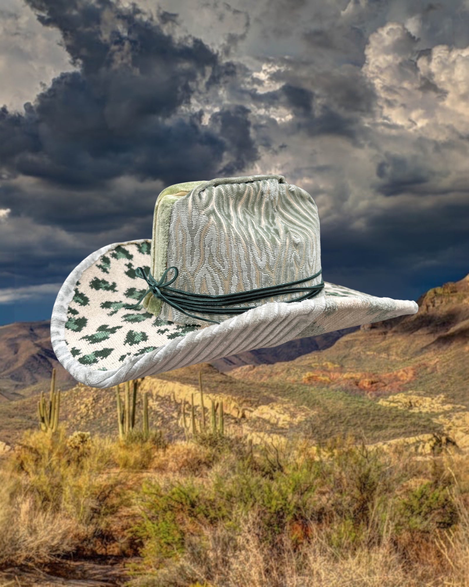 Mineral Mood - Zandria