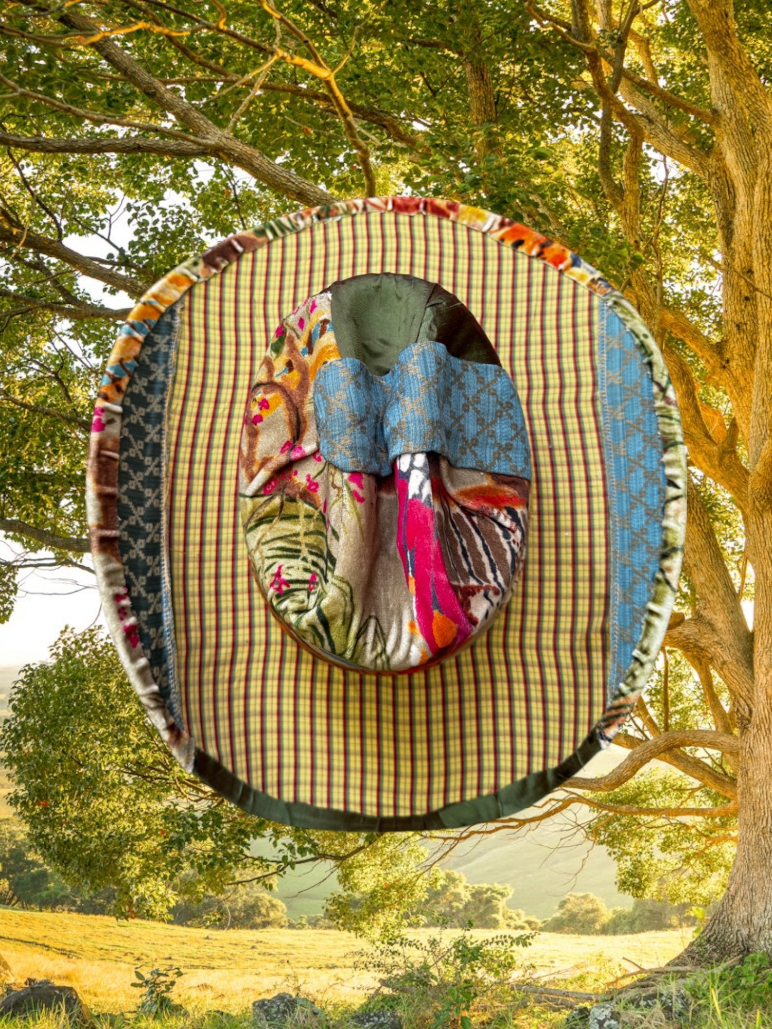 Phoenix Feather - Zandria