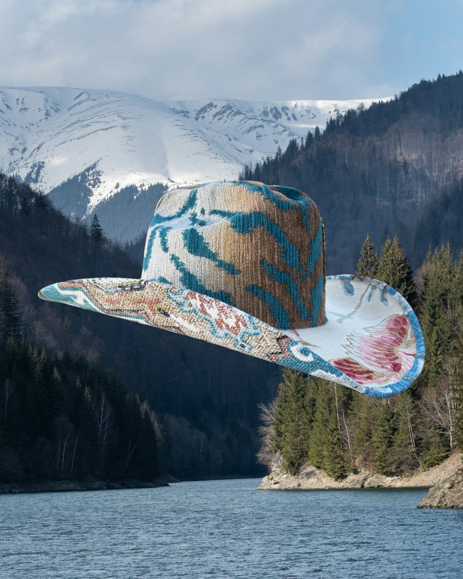 Turquoise Axis - Zandria